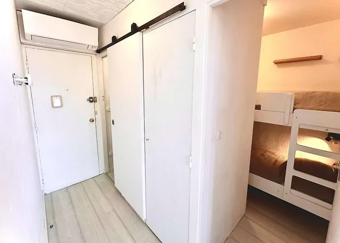 T2 Au Lavandou, Climatise, A Deux Pas De La - Fr-1-308-158 Apartman